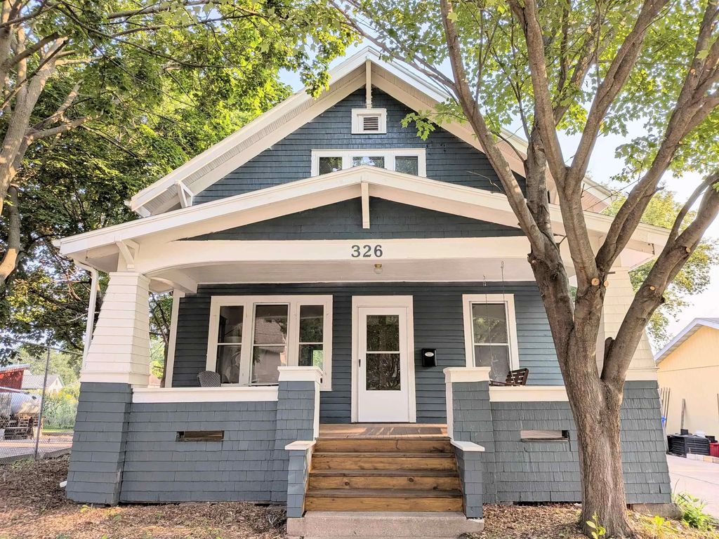 326 E Summer Street, APPLETON
