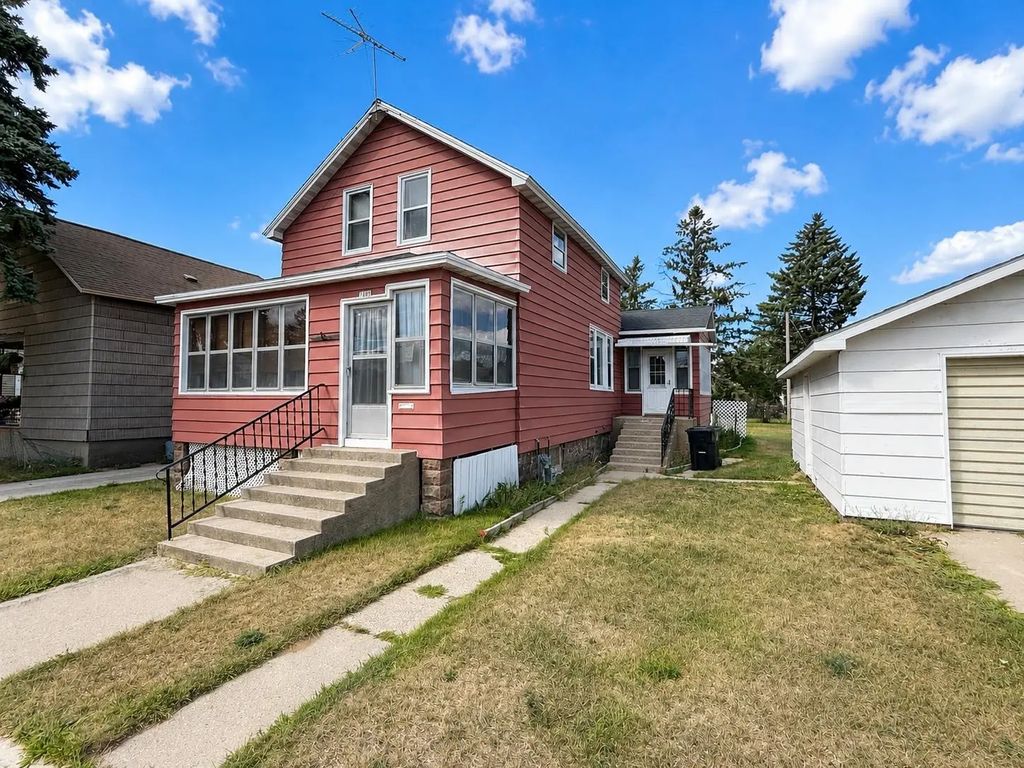 1808 11th Avenue, MENOMINEE