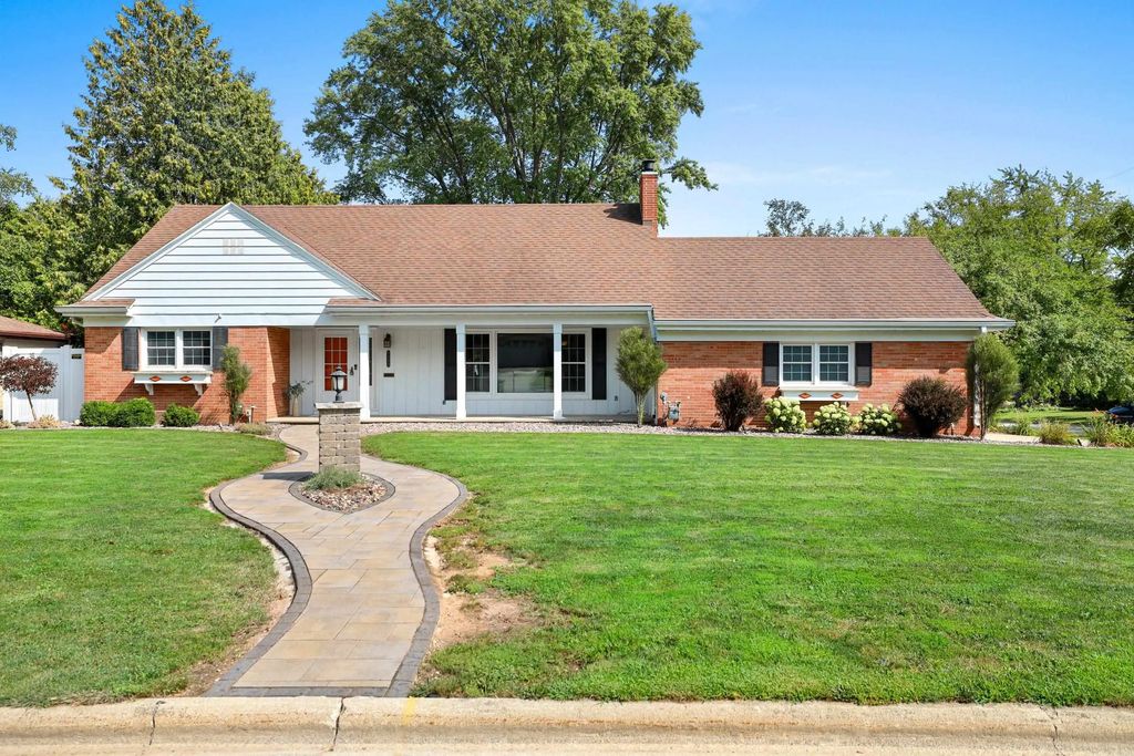 1153 Highview Lane, GREEN BAY