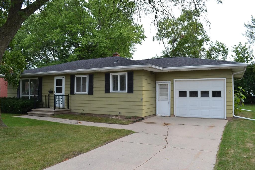 1138 Higgins Avenue, NEENAH