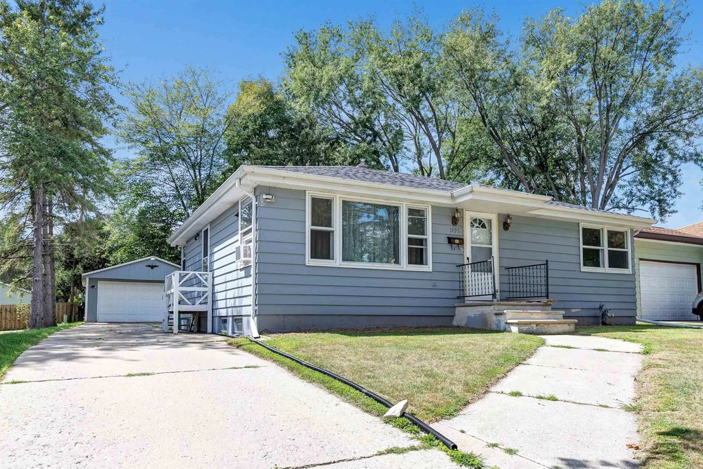 1597 Westfield Avenue, GREEN BAY