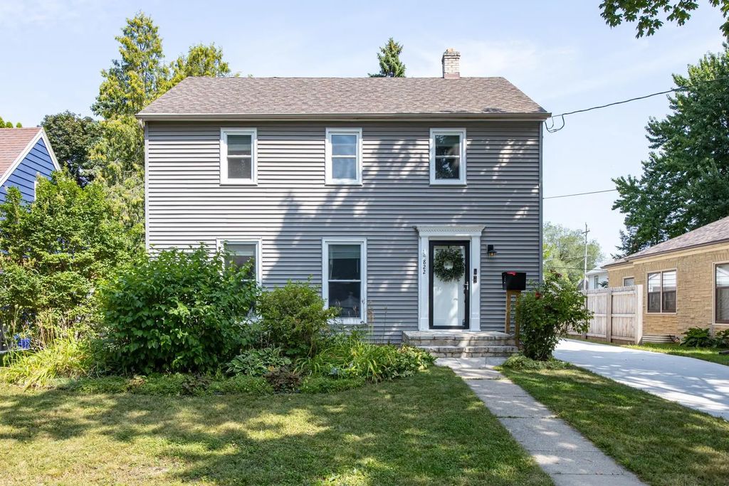 822 W 3rd Street, APPLETON