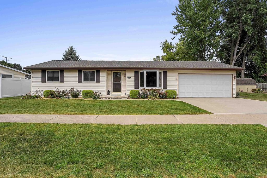 2360 Kincaid Avenue, OSHKOSH