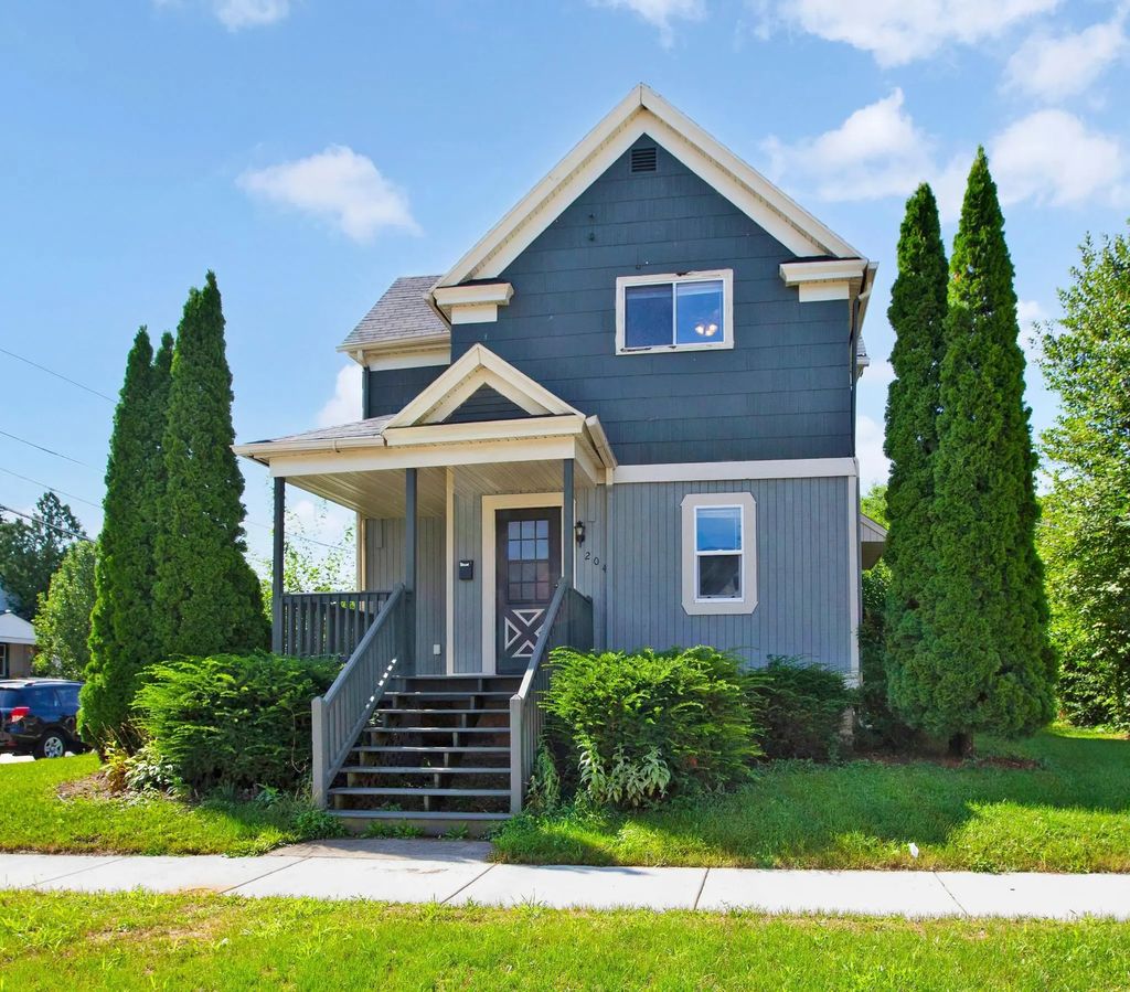 204 8th Street, FOND DU LAC