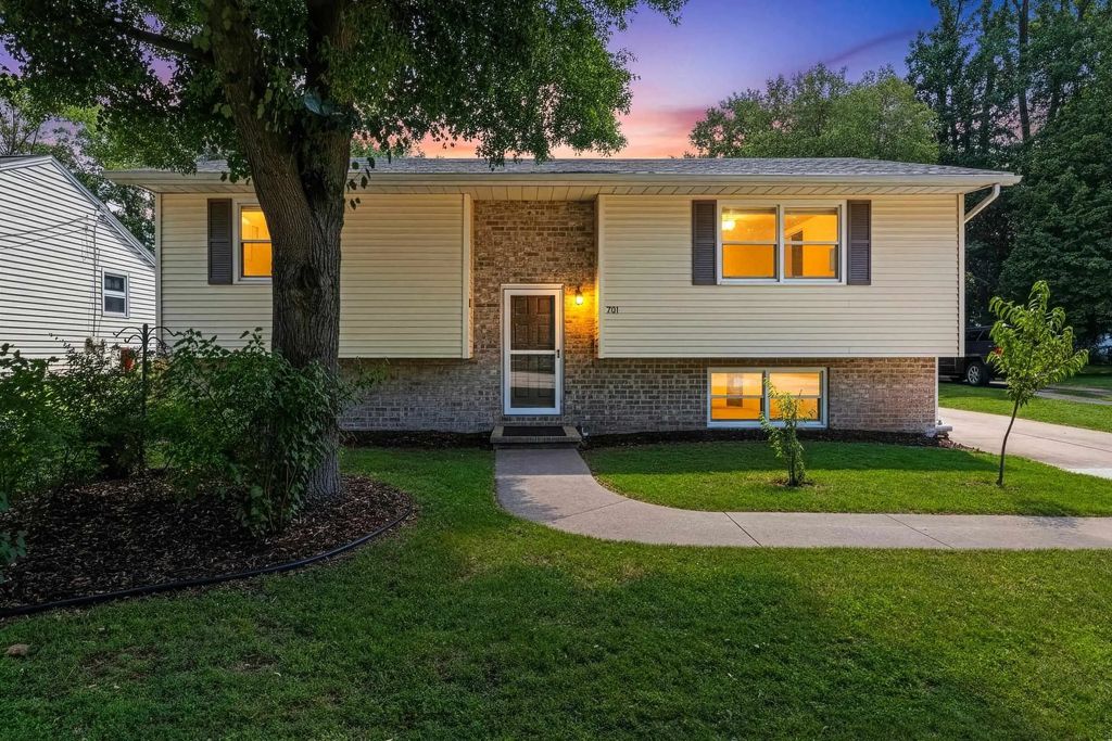 701 W 7th Street, KAUKAUNA