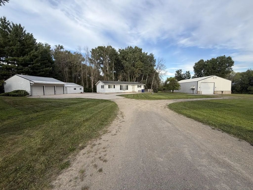11990 Velp Avenue, GREEN BAY