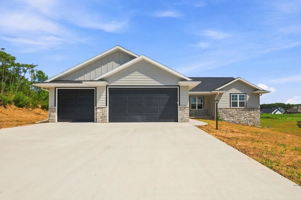587 Emerald Isle Court, WRIGHTSTOWN