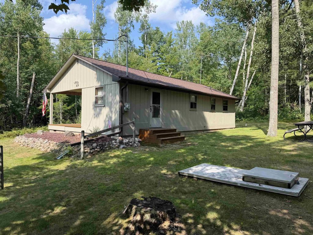 17151 Archibald Lake Road, TOWNSEND