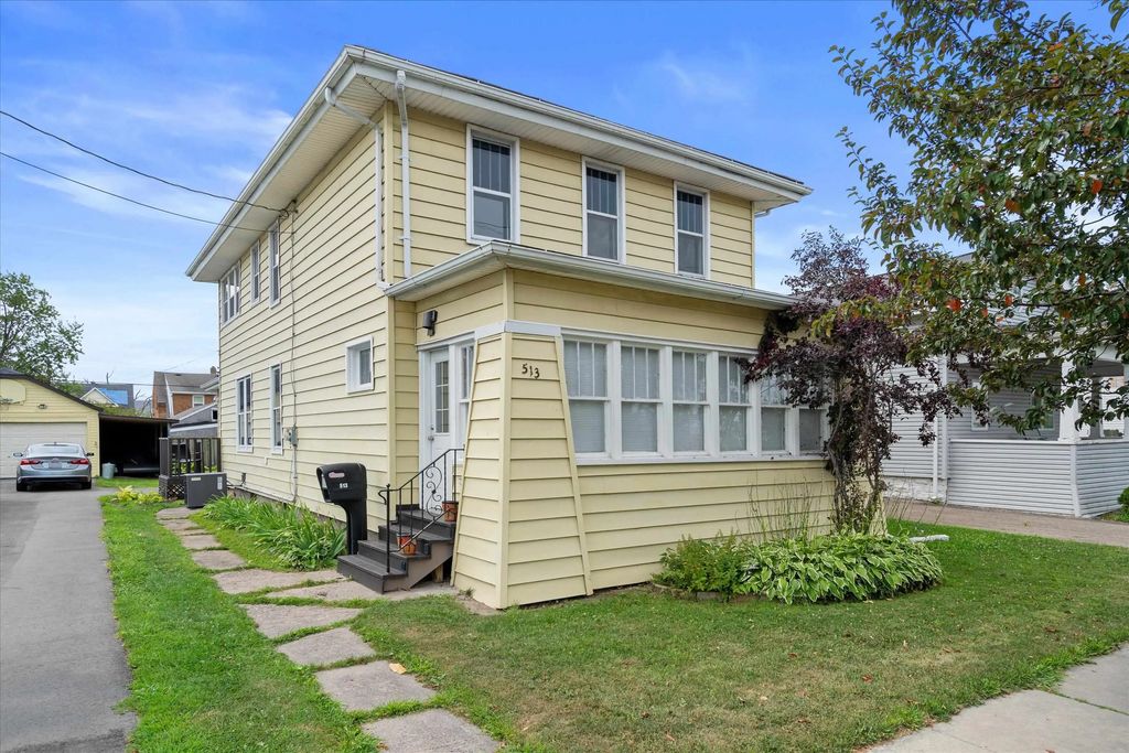 513 2nd Street, MENASHA