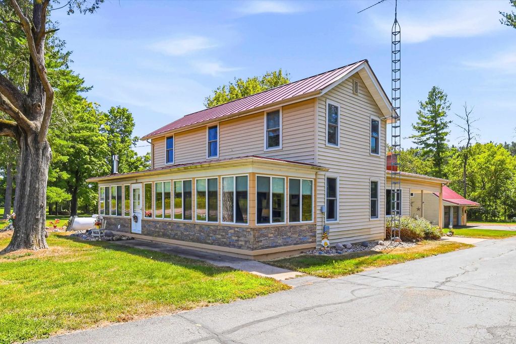 E4103 County Road B, OGDENSBURG