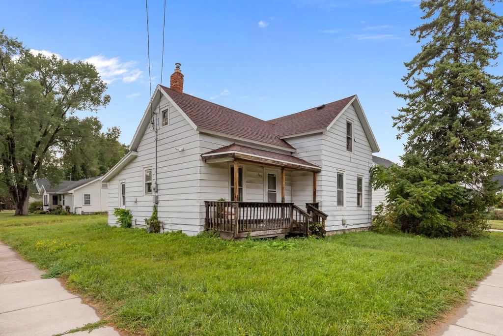 203 N 8th Street, DE PERE