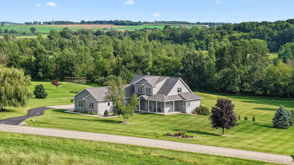 W5412 Bowe Lane, FOND DU LAC