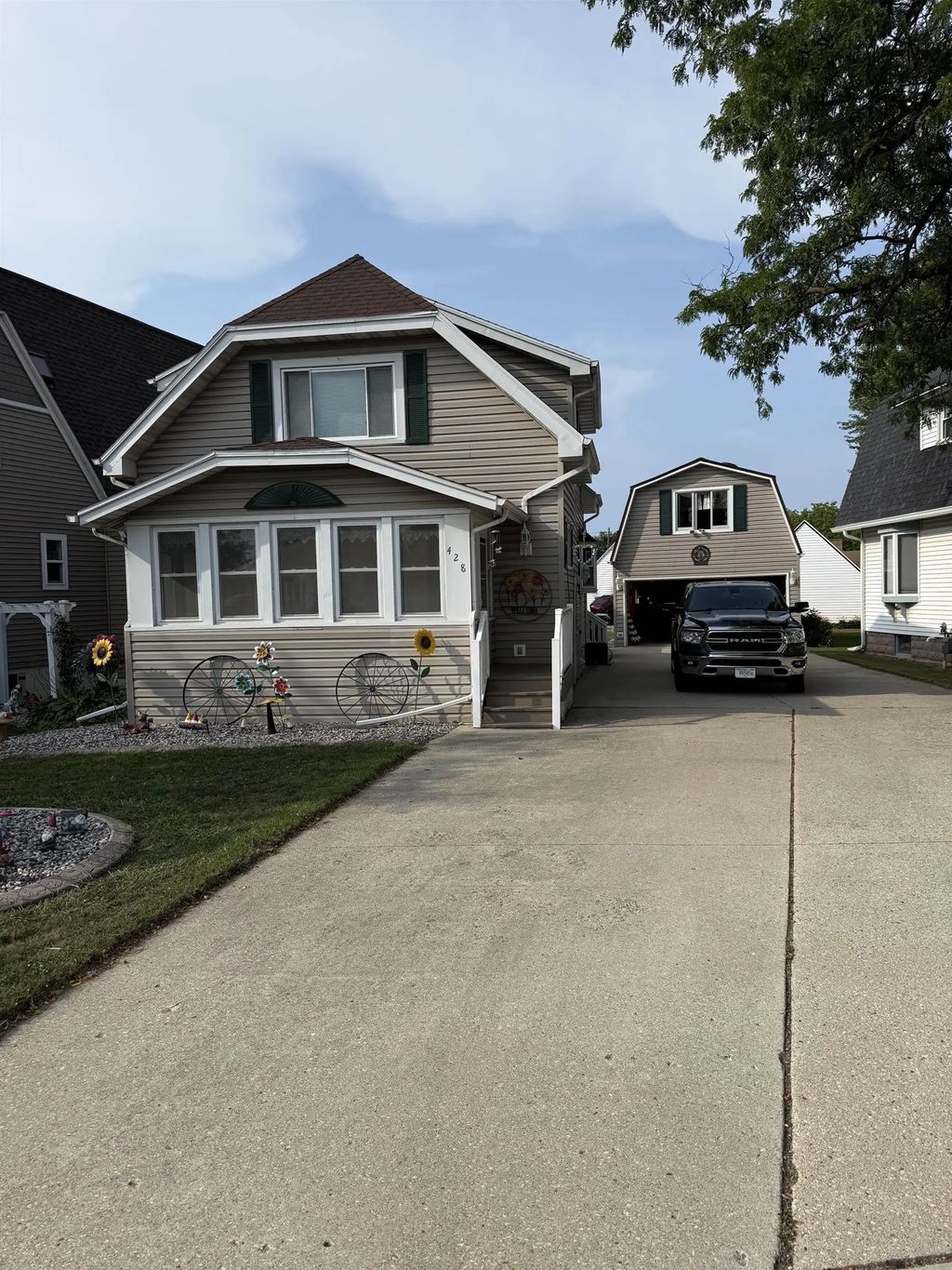 428 De Pere Road, DENMARK