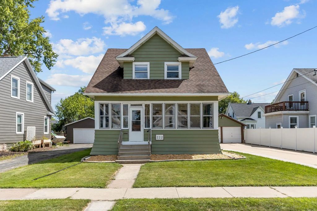 222 Harrison Street, NEENAH