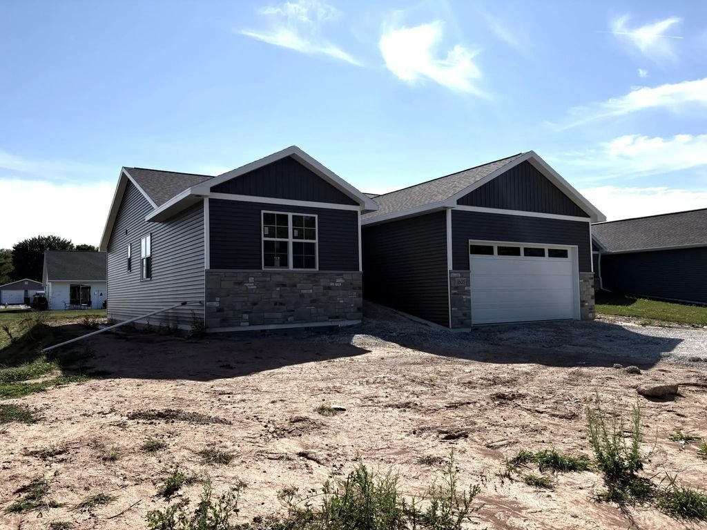 1605 Janice Avenue, GREEN BAY