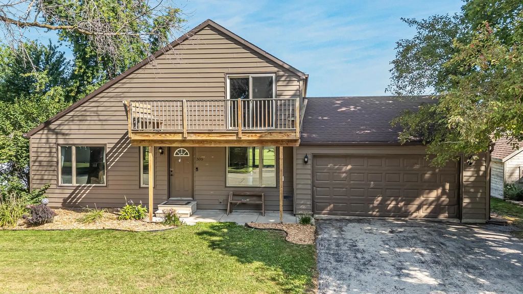 305 E Forest Street, Black Creek