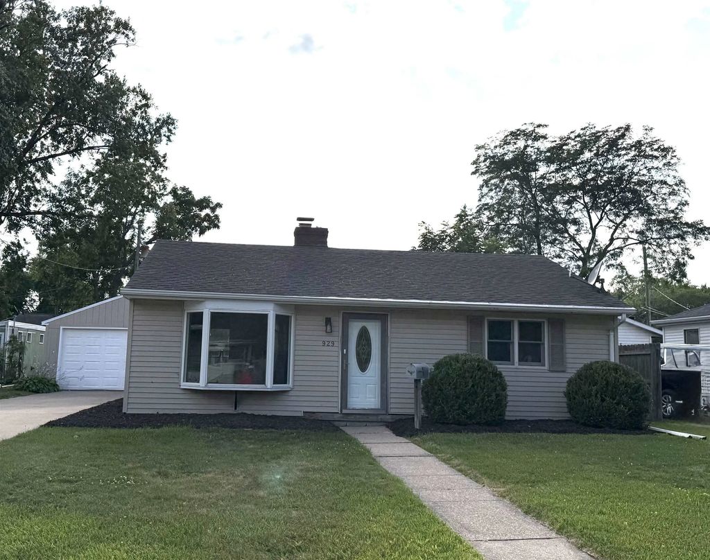 929 Hunt Avenue, NEENAH