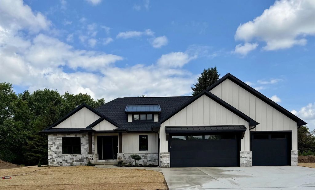 4195 Half Crown Run, DE PERE