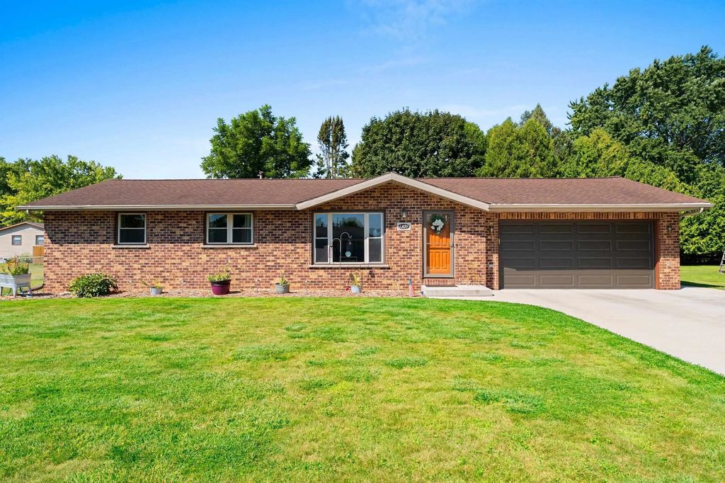 1307 Sunray Lane, GREEN BAY
