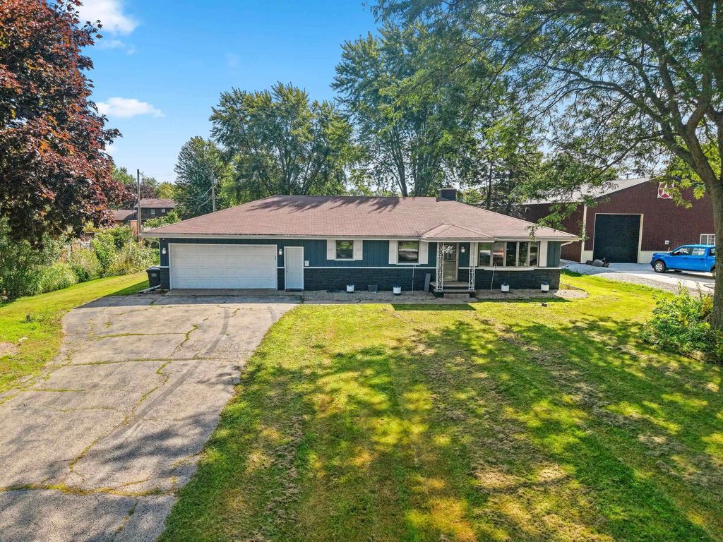 N1320 Ellen Lane, GREENVILLE