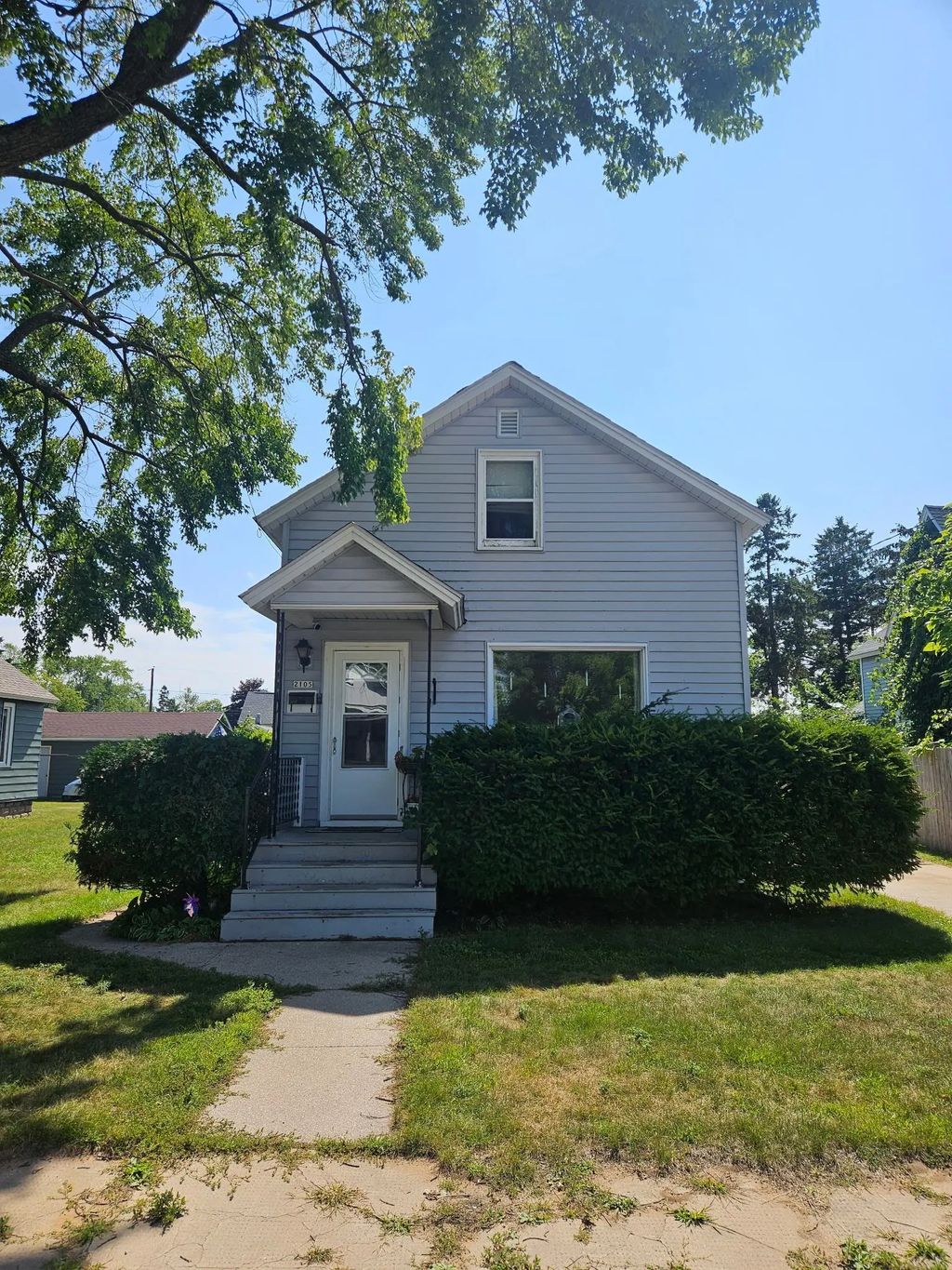 2105 12th Avenue, MENOMINEE
