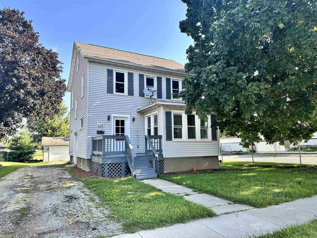 426 Jackson Street, WAUPUN