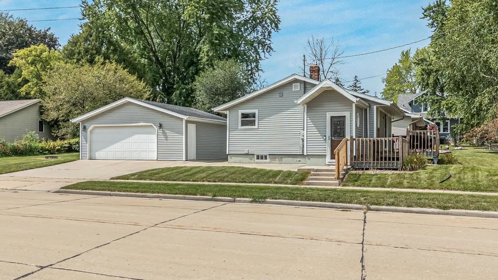 309 Claribel Street, KAUKAUNA