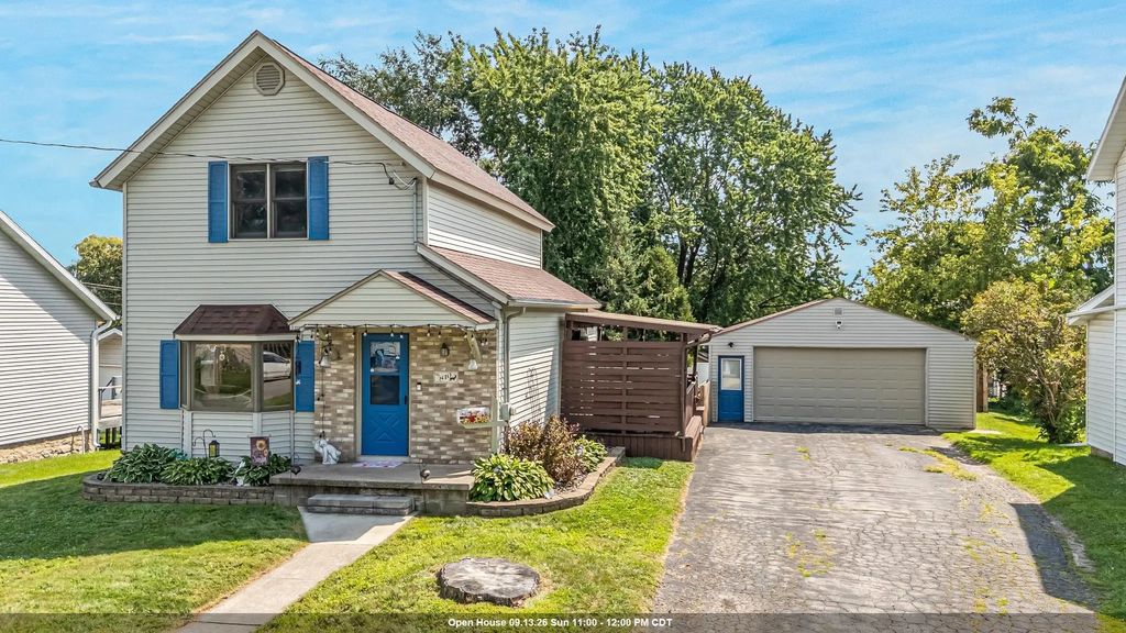 810 Oviatt Street, KAUKAUNA
