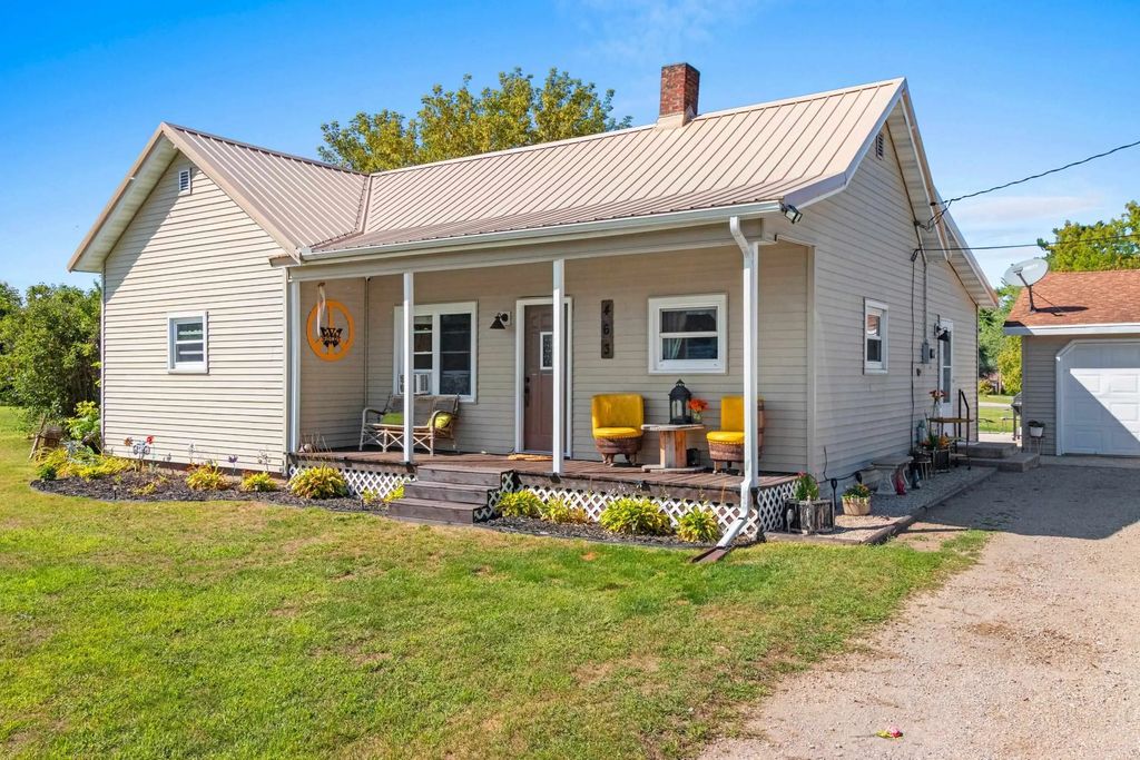463 Green Bay Avenue, OCONTO FALLS