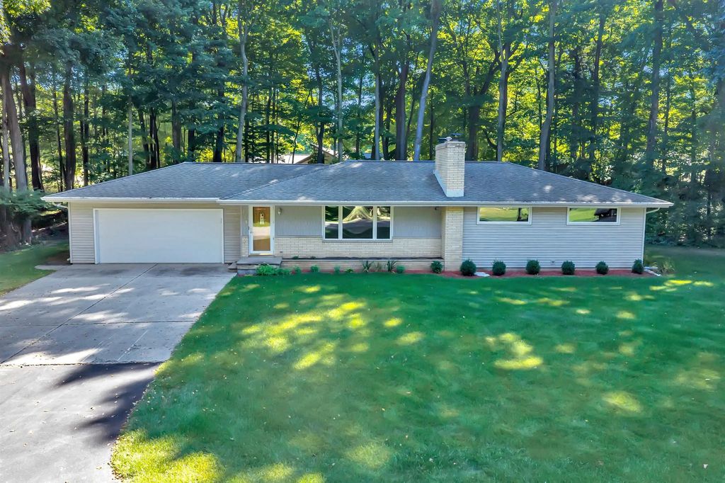 308 Hyland Avenue, CASCO