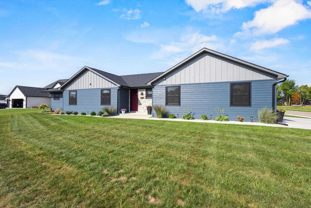 1765 Honor Street, NEENAH