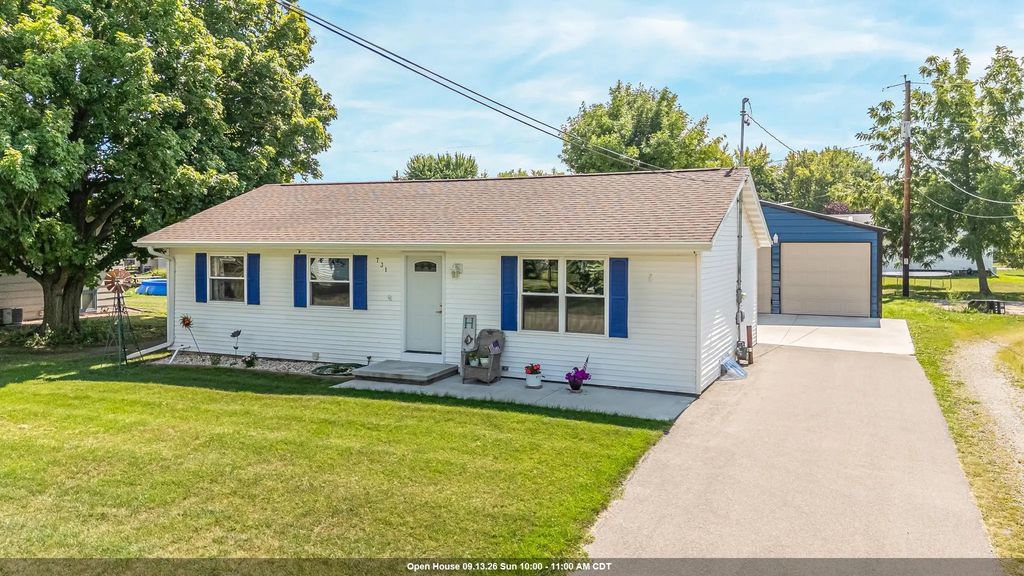 731 Pine Street, WINNECONNE