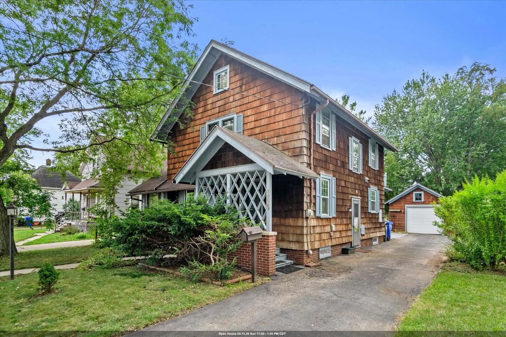1729 N Oneida Street, APPLETON