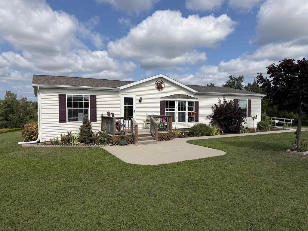 W8360 County Road Q, POUND