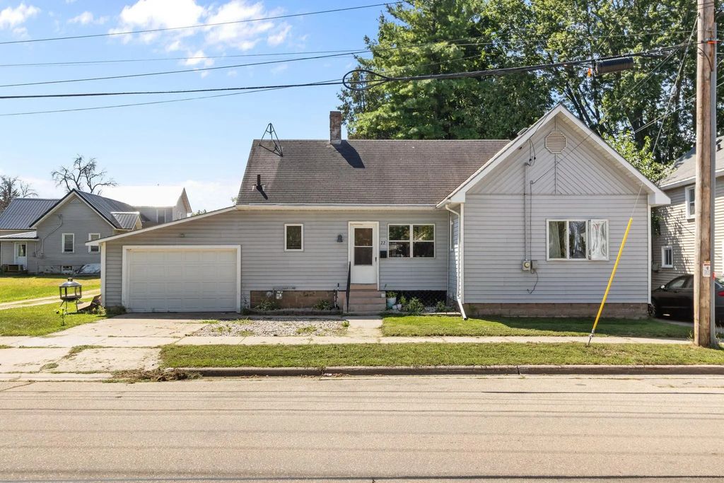 22 E 12th Street, CLINTONVILLE