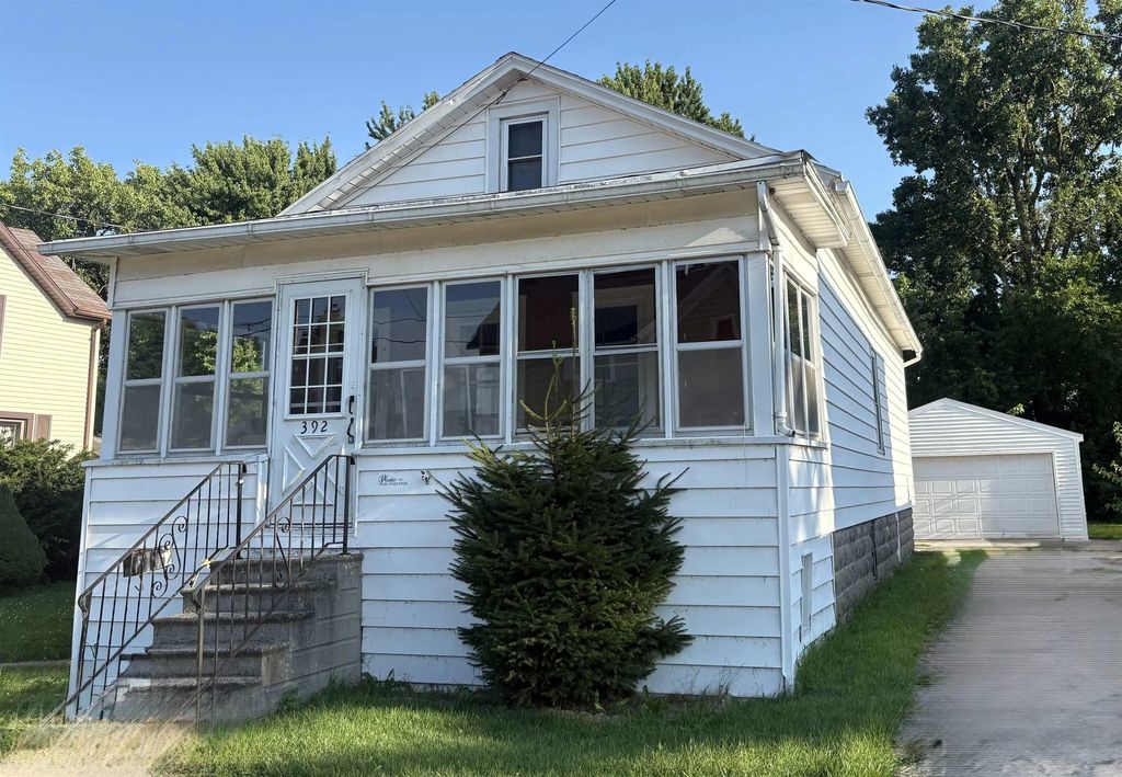 392 Sibley Street, FOND DU LAC