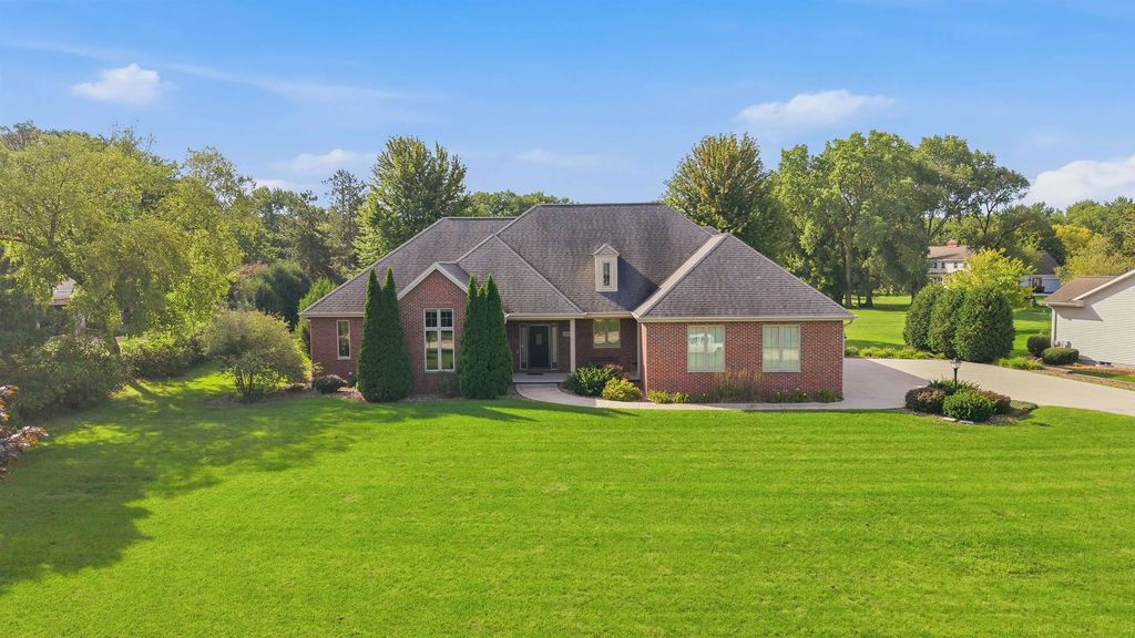 808 Mullen Drive, FOND DU LAC