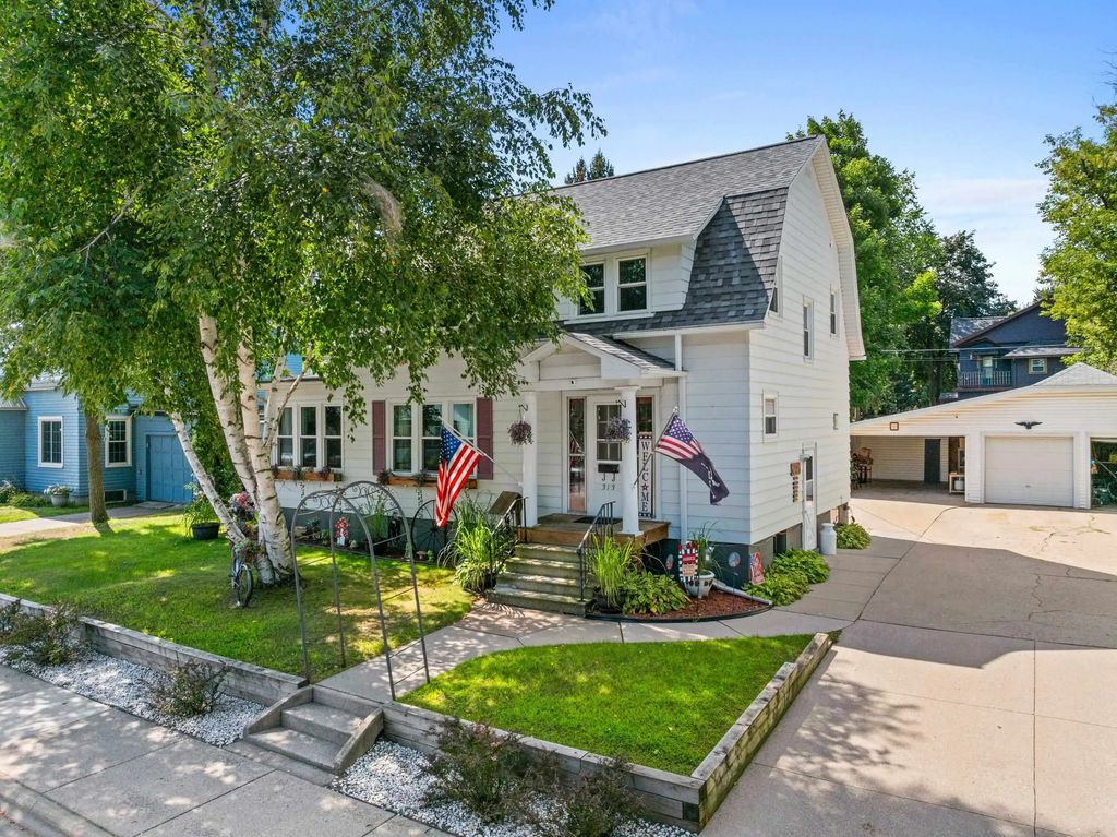 313 S Washington Street, SHAWANO