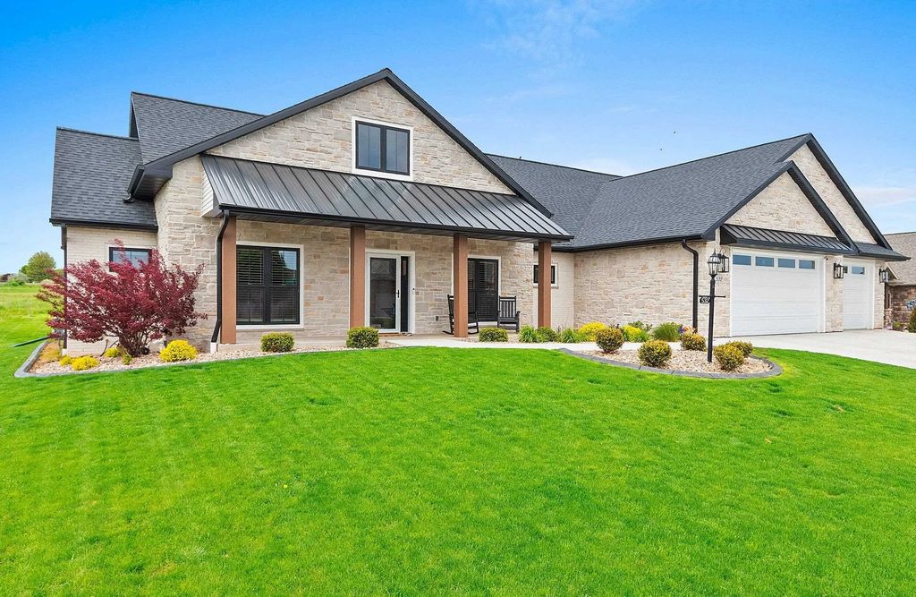 532 Royal St Pats Drive, WRIGHTSTOWN