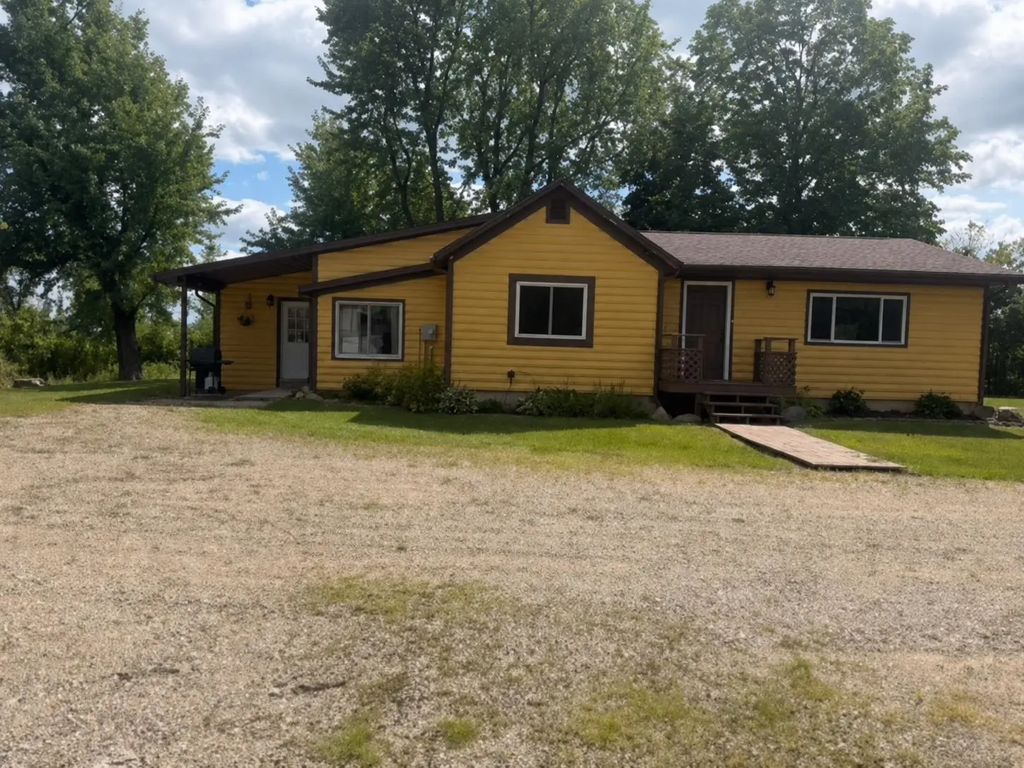2170 County Rd M, PICKETT
