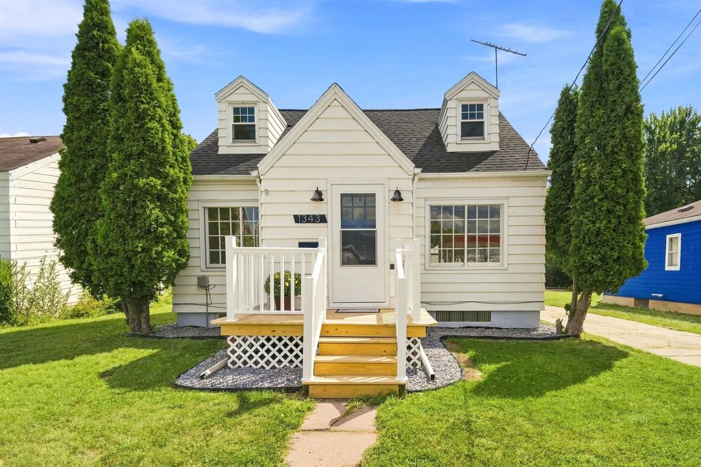 1343 W Prospect Avenue, APPLETON