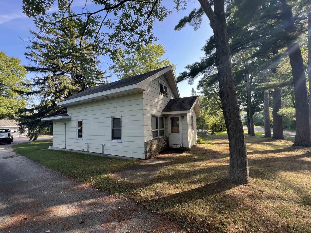 N5539 26th Road, WILD ROSE