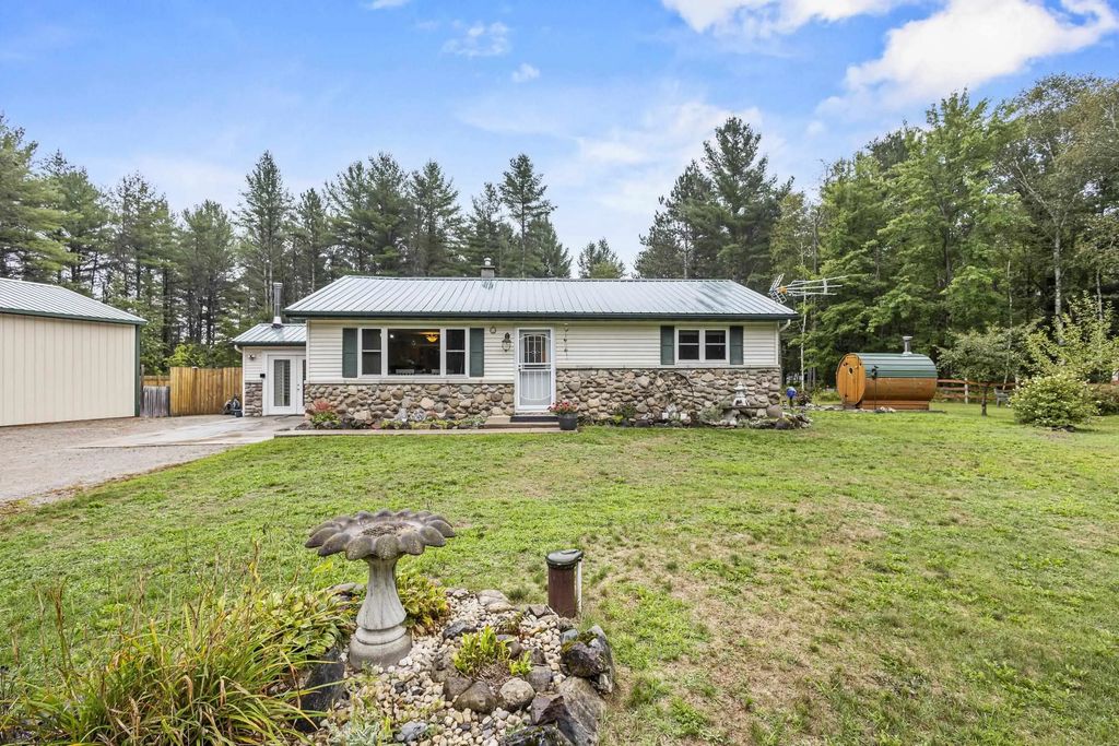 N7396 Mazor Lane, CRIVITZ