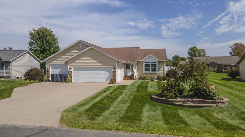 3640 Cleveland Avenue, PLOVER