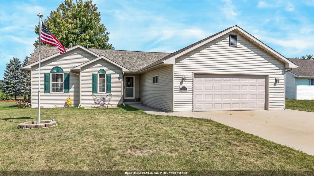 1123 Barbary Lane, WINNECONNE