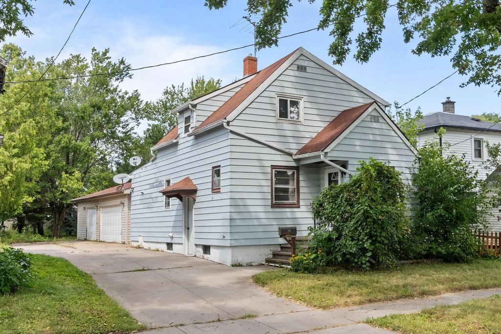 1516 W Lawrence Street, APPLETON