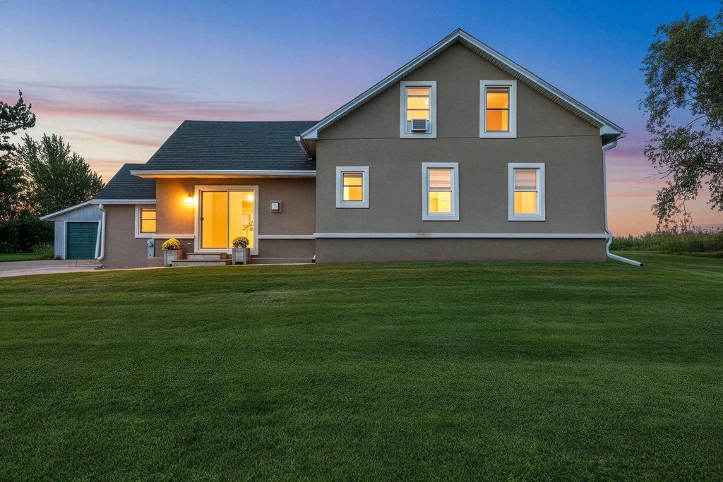 1372 Phillips Road, GREEN BAY