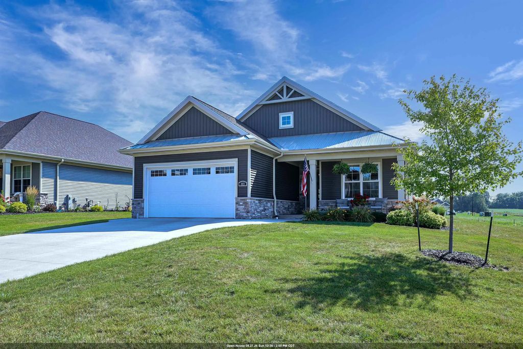 885 Cygnet Court, MENASHA