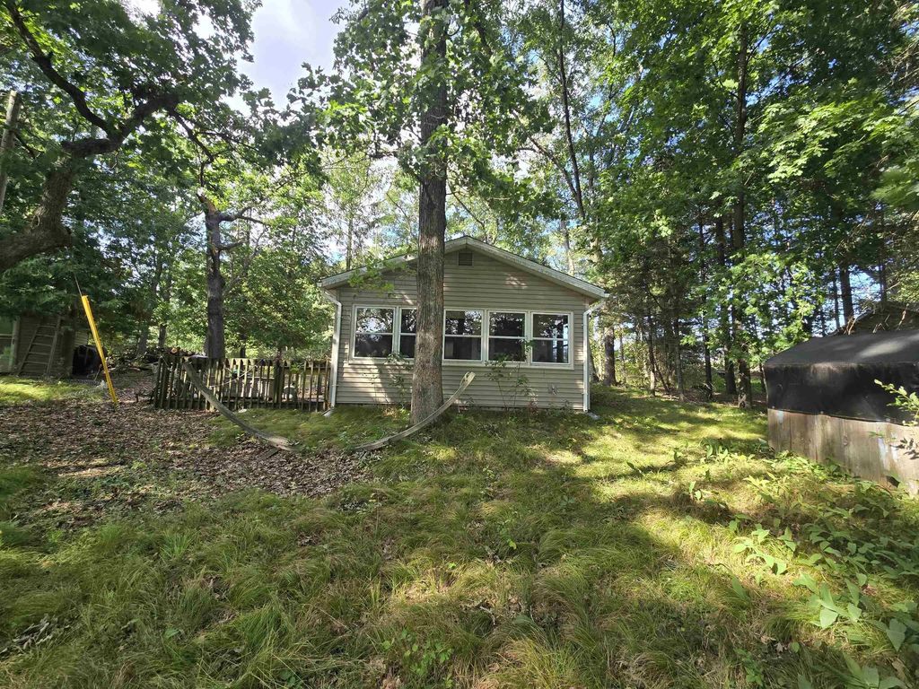 W11783 County Road Gg, HANCOCK