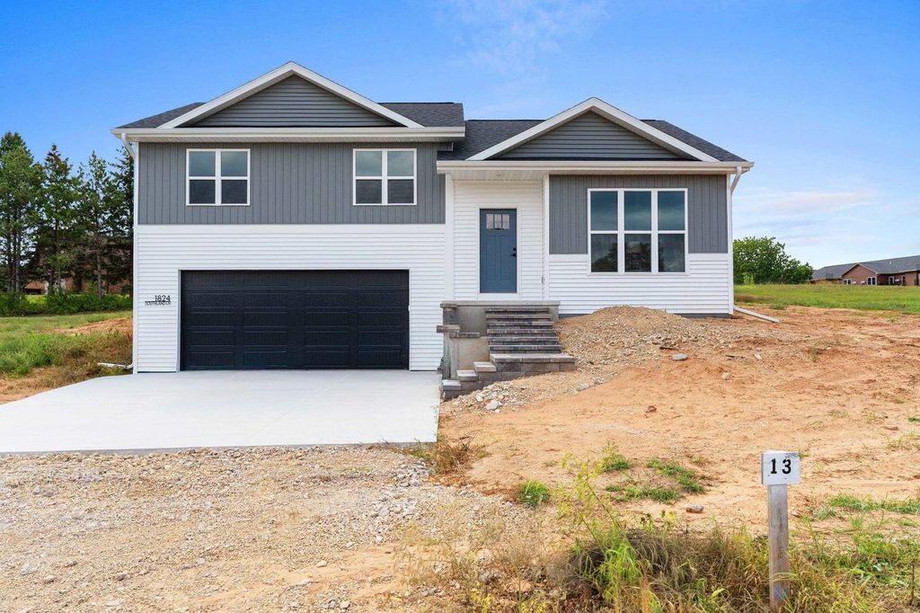 1824 Southland Lane, NEW LONDON